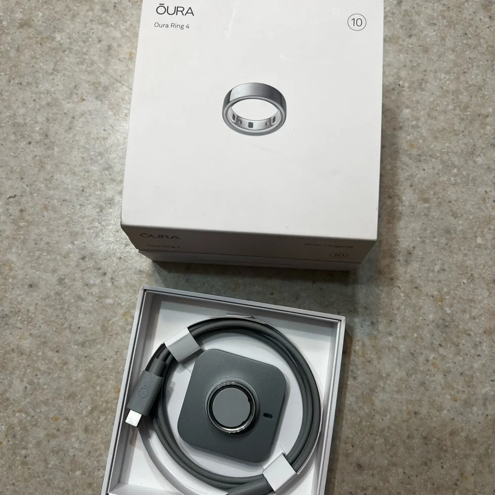 Oura Ring Generation 4 Size 10 - Silver